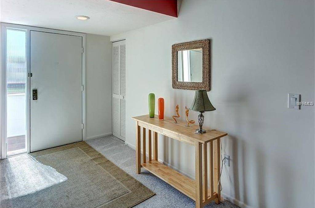 Address not disclosed, Sarasota, FL 34235