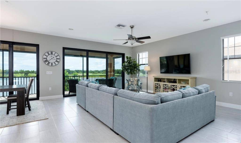 23479 AWABUKI DR #202, Venice, FL 34293