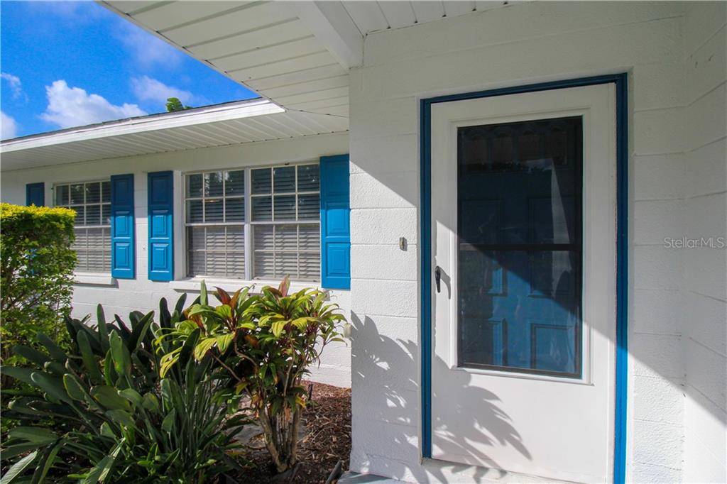 2806 TAUNTON DR W, Bradenton, FL 34205