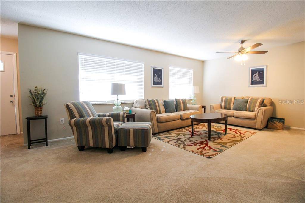 2806 TAUNTON DR W, Bradenton, FL 34205