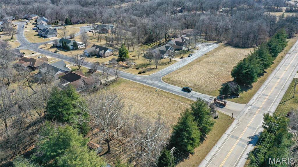 49 E Woodfield DR, Alton, IL 62002