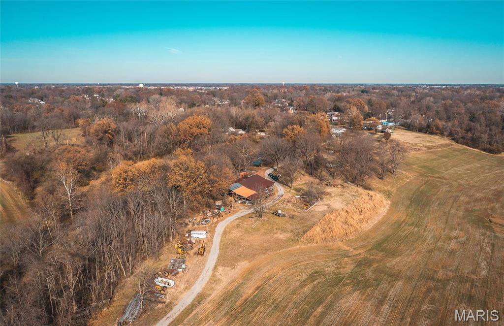 6480 Green Acres, Glen Carbon, IL 62034