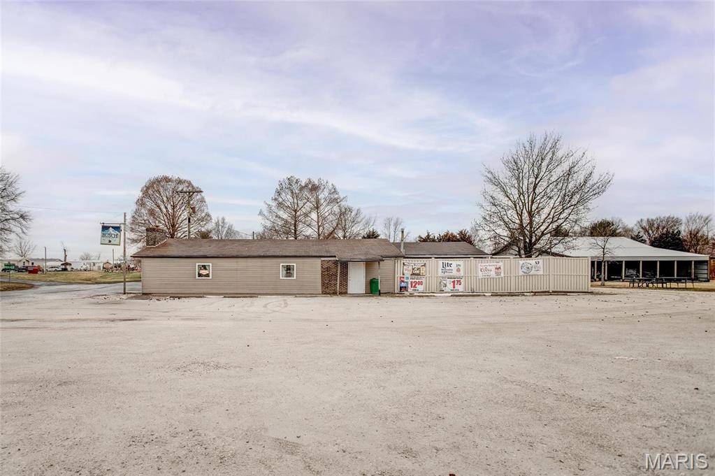 22817 Miller Lake RD, Jerseyville, IL 62052