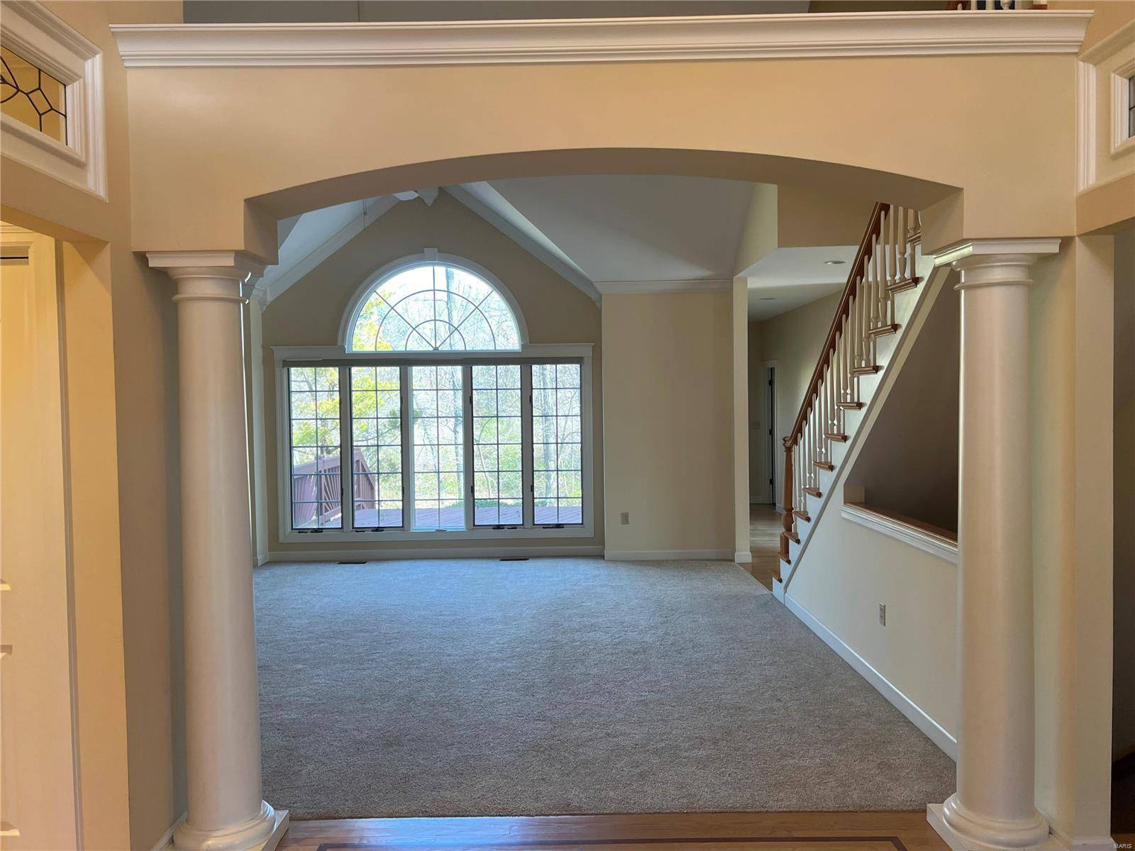 1101 N Oxfordshire LN, Edwardsville, IL 62025