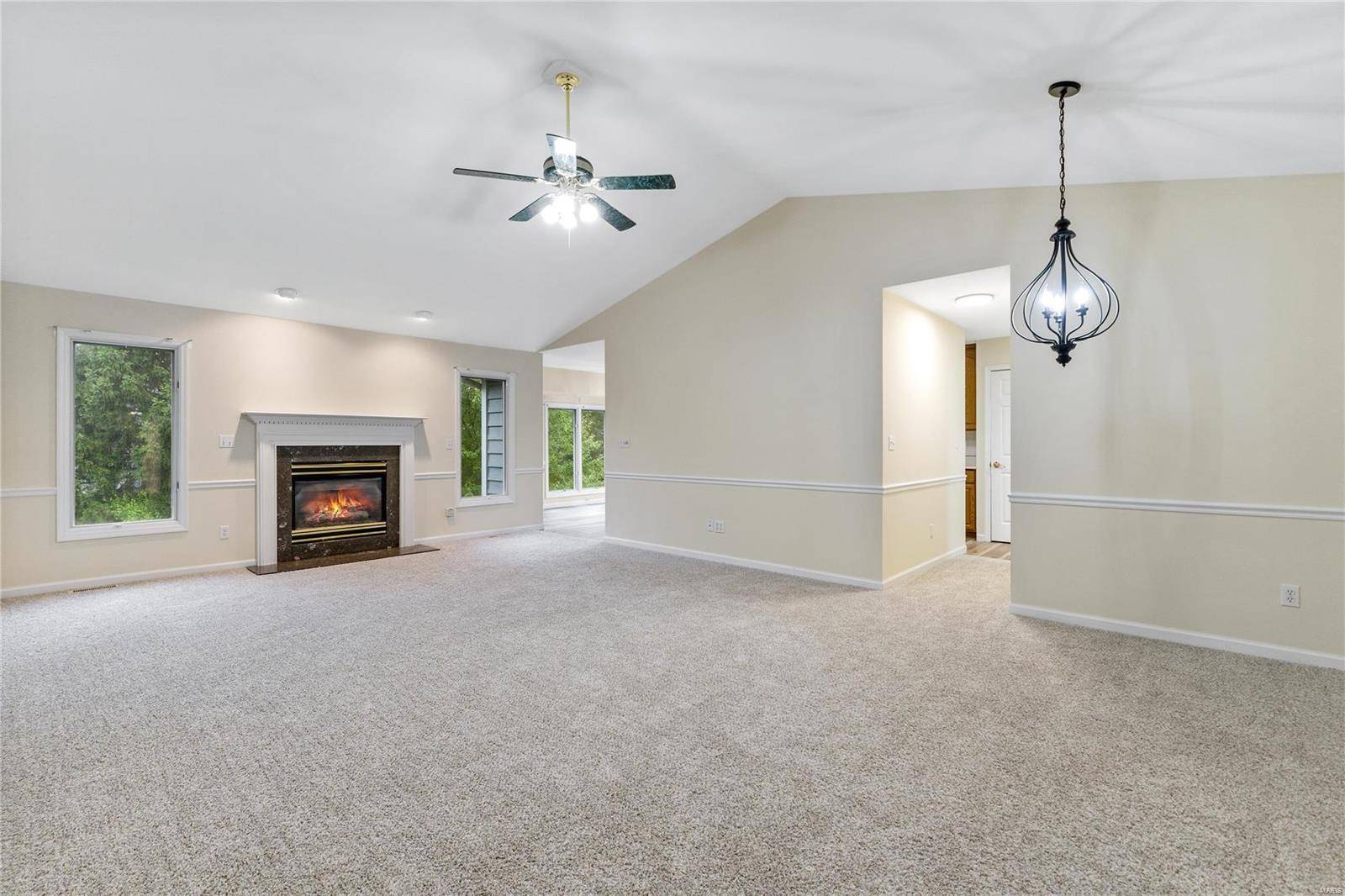 3055 Devilla TRL #8B, St Charles, MO 63301