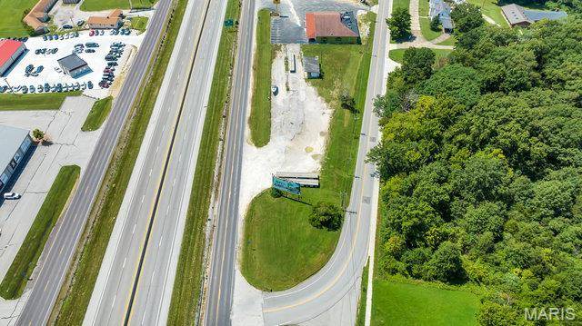 1 NE Service RD, Wright City, MO 63390