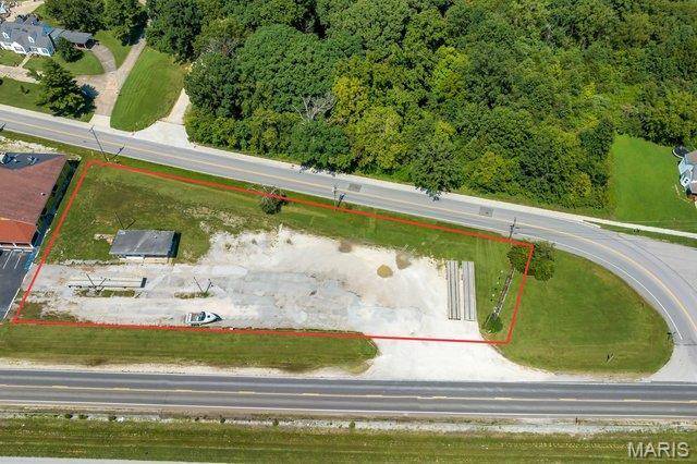 1 NE Service RD, Wright City, MO 63390