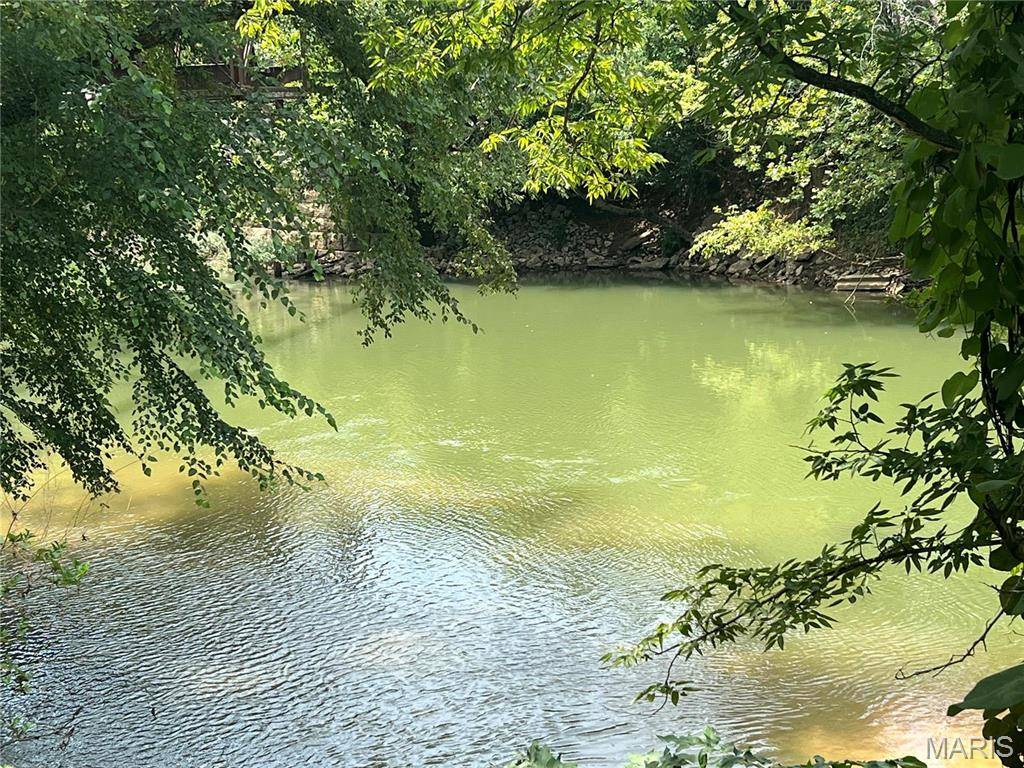 707 Riverview DR N, Poplar Bluff, MO 63901