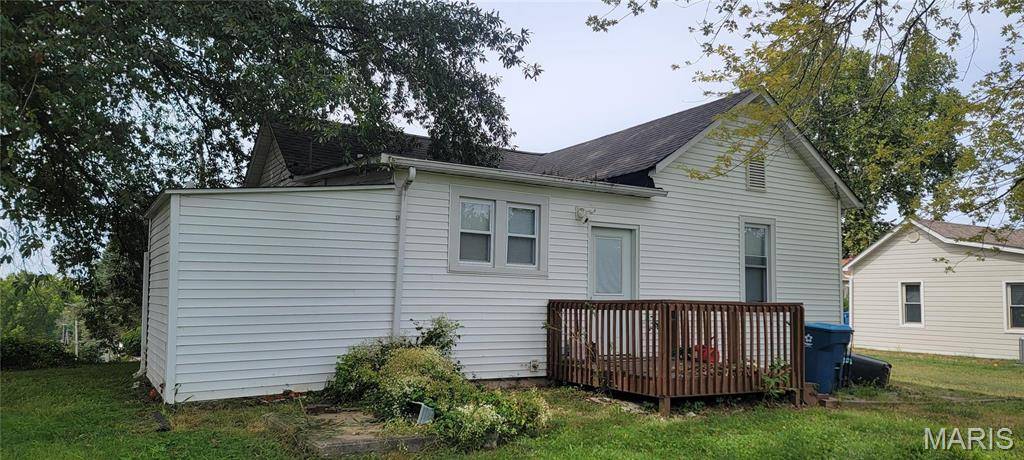 215 Summit AVE, Glen Carbon, IL 62034