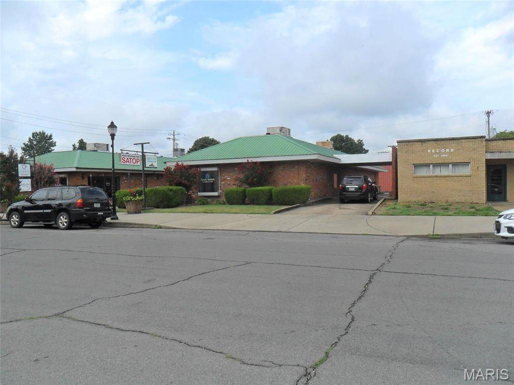 202 Main Street, New Madrid, MO 63869