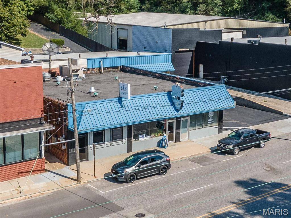 1856 E Broadway, Alton, IL 62002