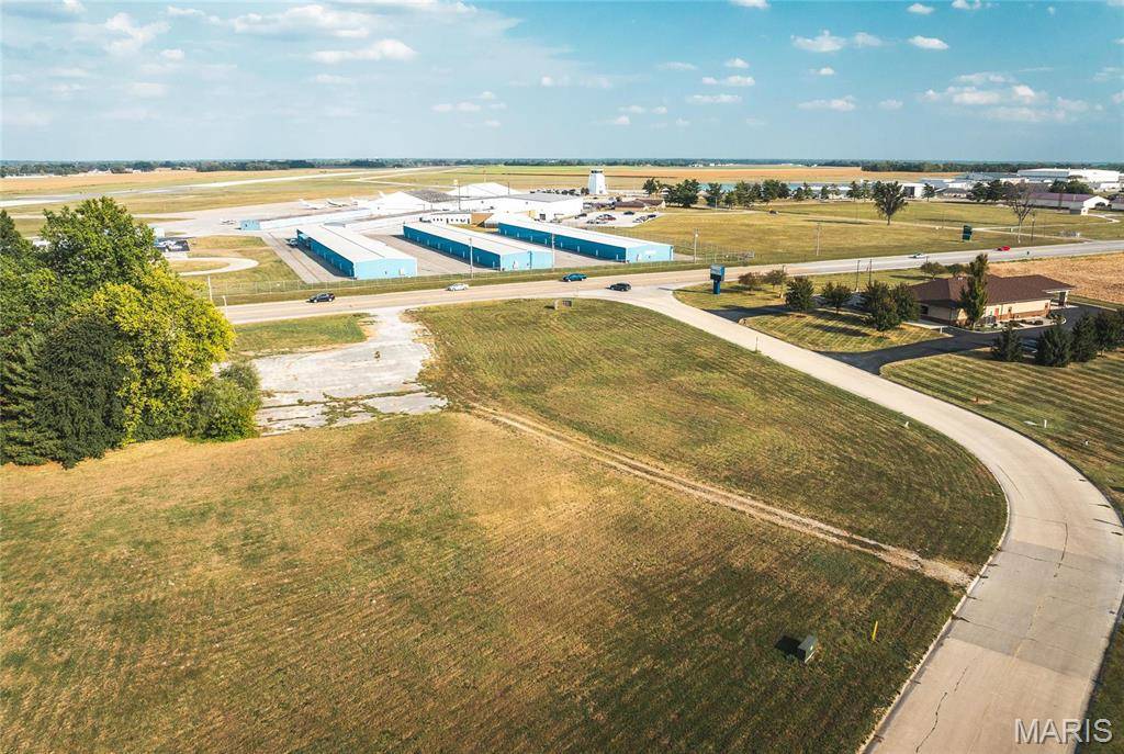 300 Mechanical DR, East Alton, IL 62024
