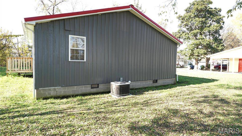 1014 S Klinkhardt St, Hayti, MO 63851