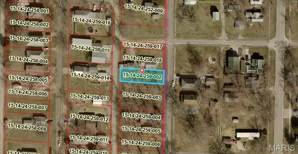 1204 S Cherry ST, Centralia, IL 62801
