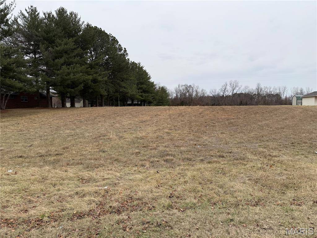 2019 W Main ST, Salem, IL 62881