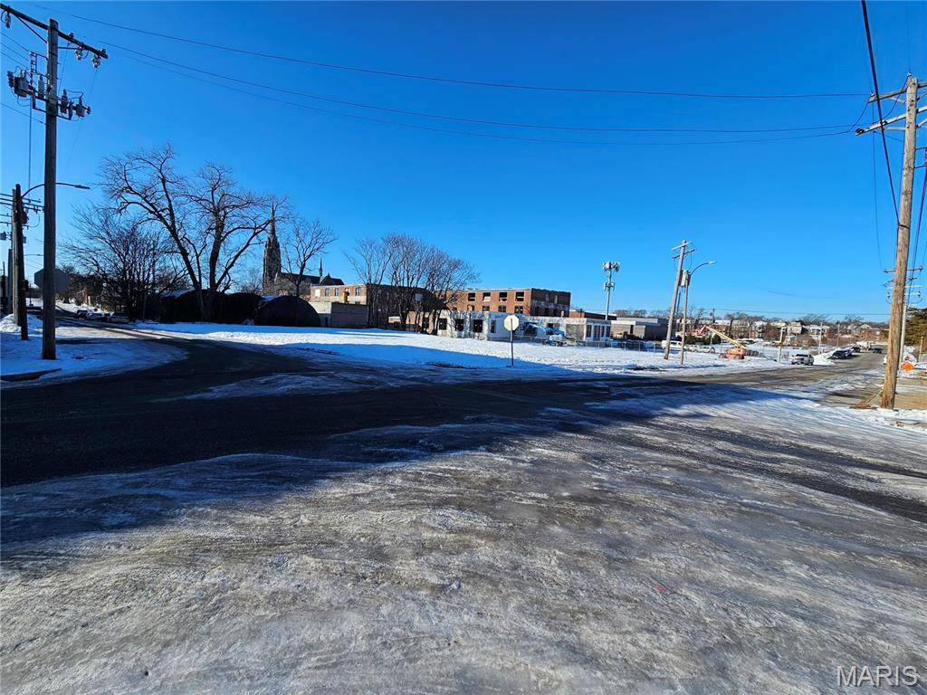 2501 Texas AVE, St Louis, MO 63104