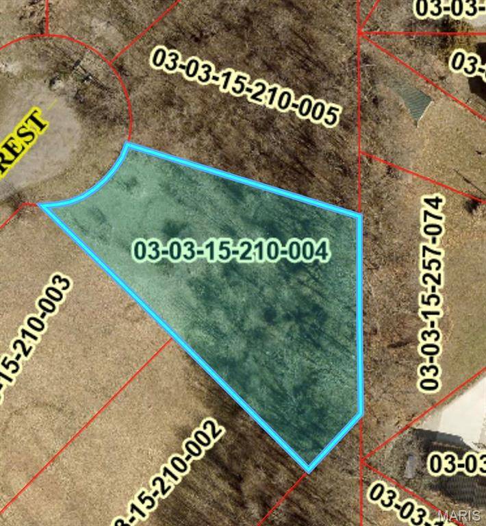 19580 Hillcrest DR, Carlyle, IL 62231
