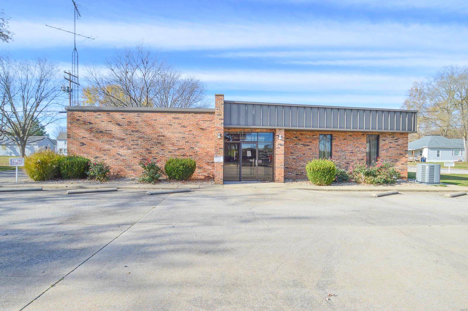 1013 Mulberry ST, Keyesport, IL 62253