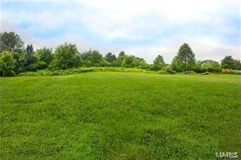 616 OAK HILL DR, Belleville, IL 62223