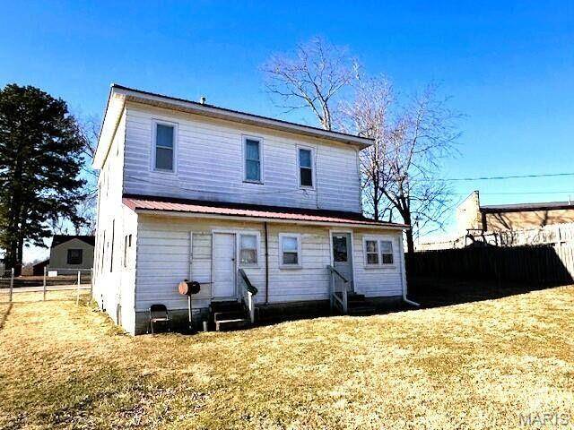 305 E Main ST, Willow Springs, MO 65793