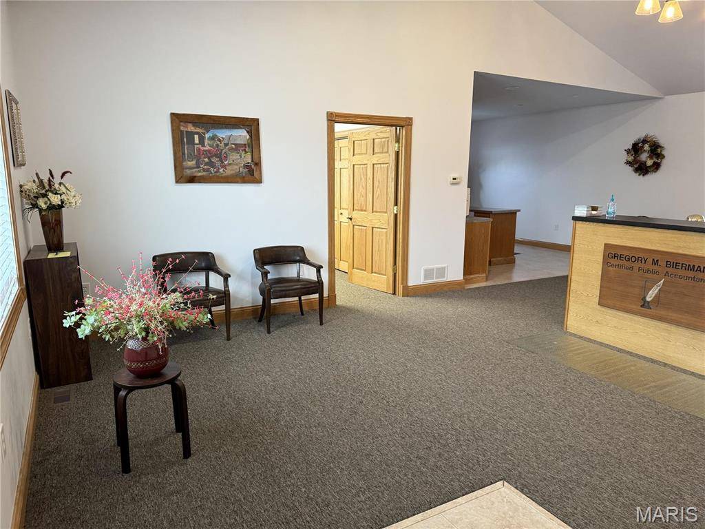 521 N Brown ST, Litchfield, IL 62056
