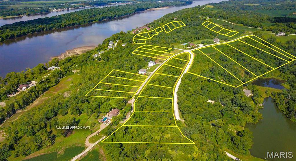 211 Quarry RD, Golden Eagle, IL 62036