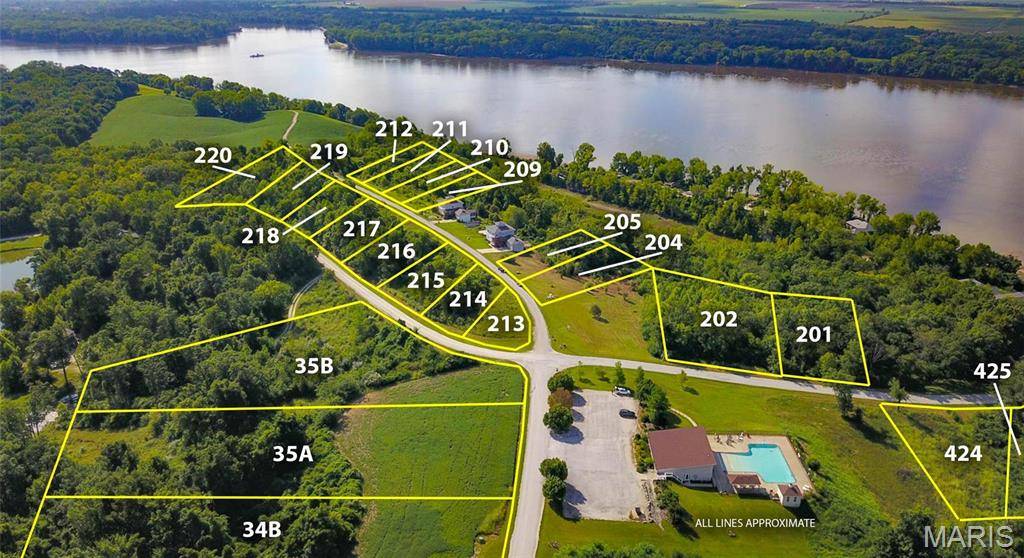 210 Quarry RD, Golden Eagle, IL 62036