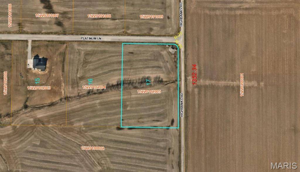 5929 Highbanks RD, Mascoutah, IL 62258