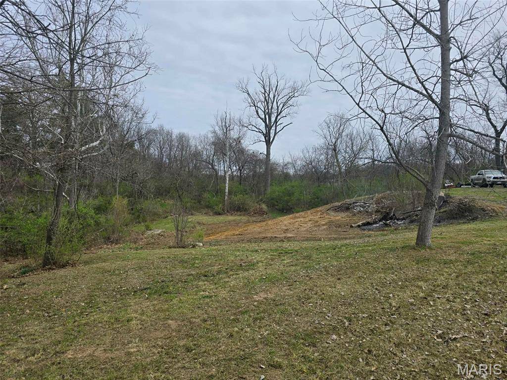 3943 Torch Club RD, Alton, IL 62002