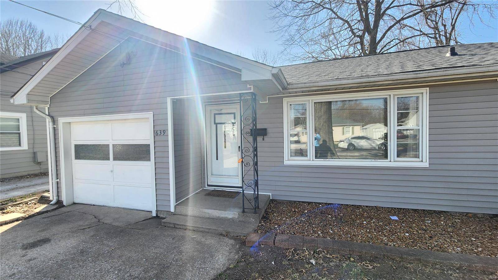639 N 38th ST, Belleville, IL 62226