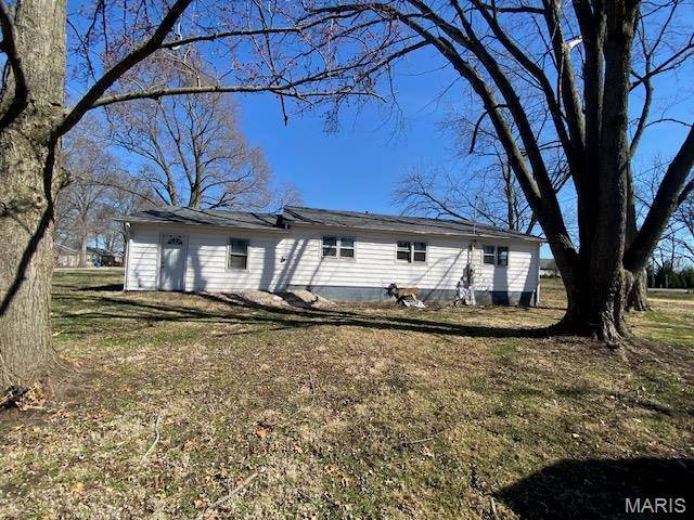 245 S 7th ST, Nokomis, IL 62075