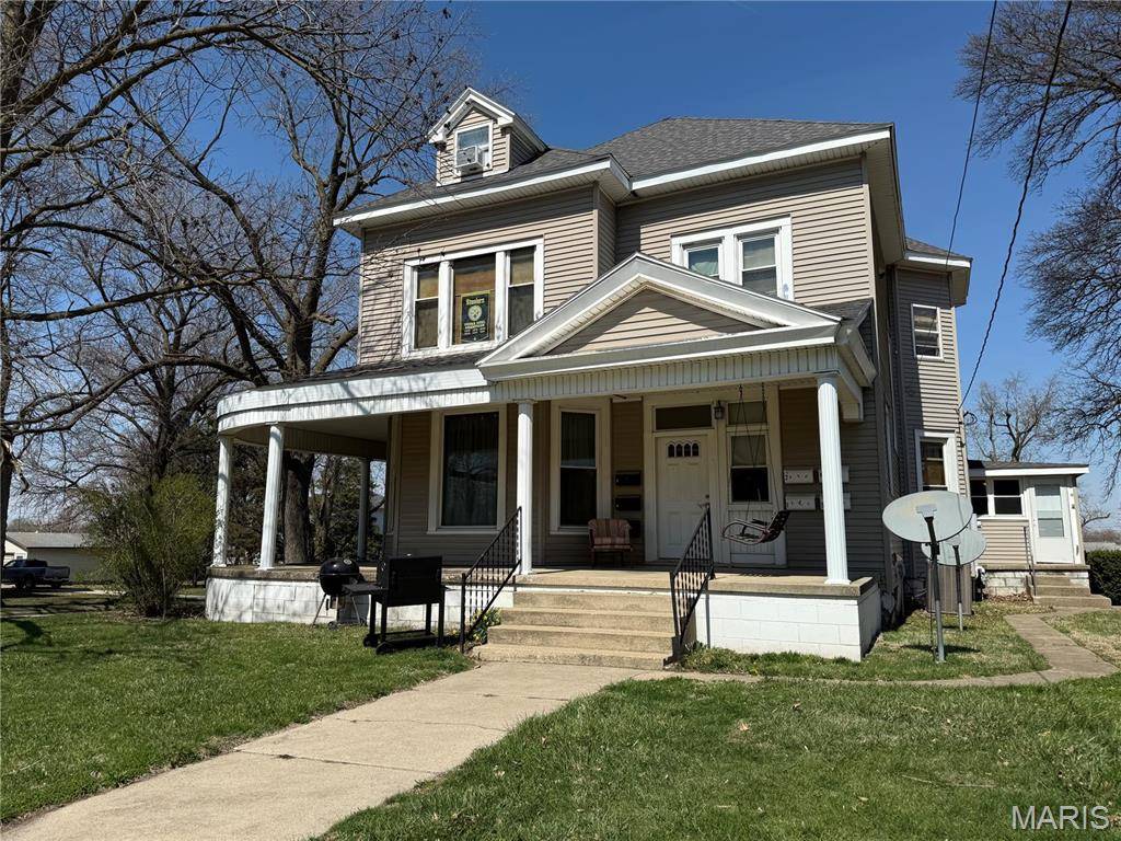 300 E 2nd ST, Pana, IL 62557