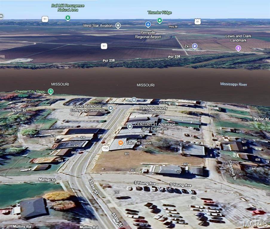 651 State ST, Chester, IL 62233