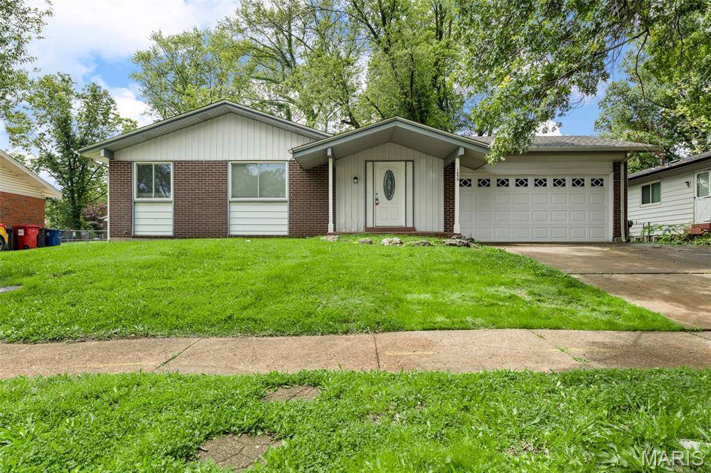 1455 Burnside CT, Florissant, MO 63031