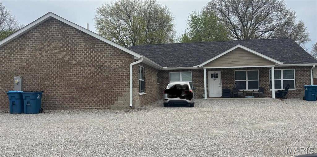 329 Rutledge ST, Worden, IL 62097