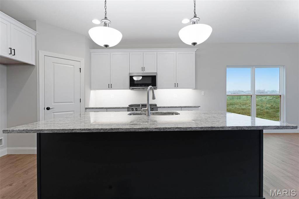 136 Columbia Meadows LN, O'fallon, MO 63366