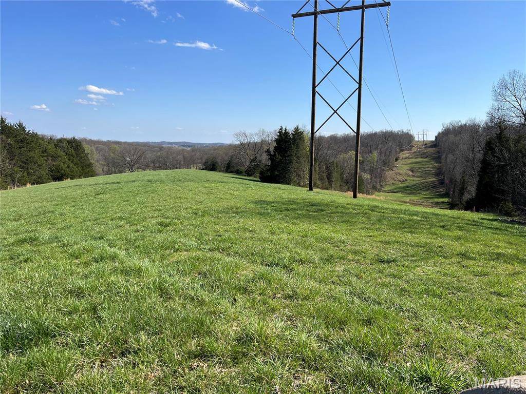 13140 County Road 4037, Holts Summit, MO 65043