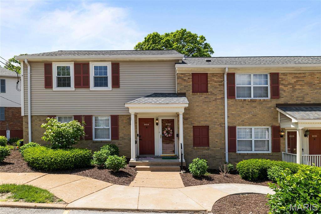 9106 W Swan CIR, St Louis, MO 63144