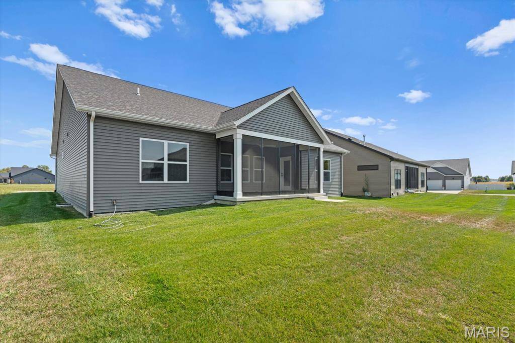 641 Ambrose DR, O'fallon, IL 62269