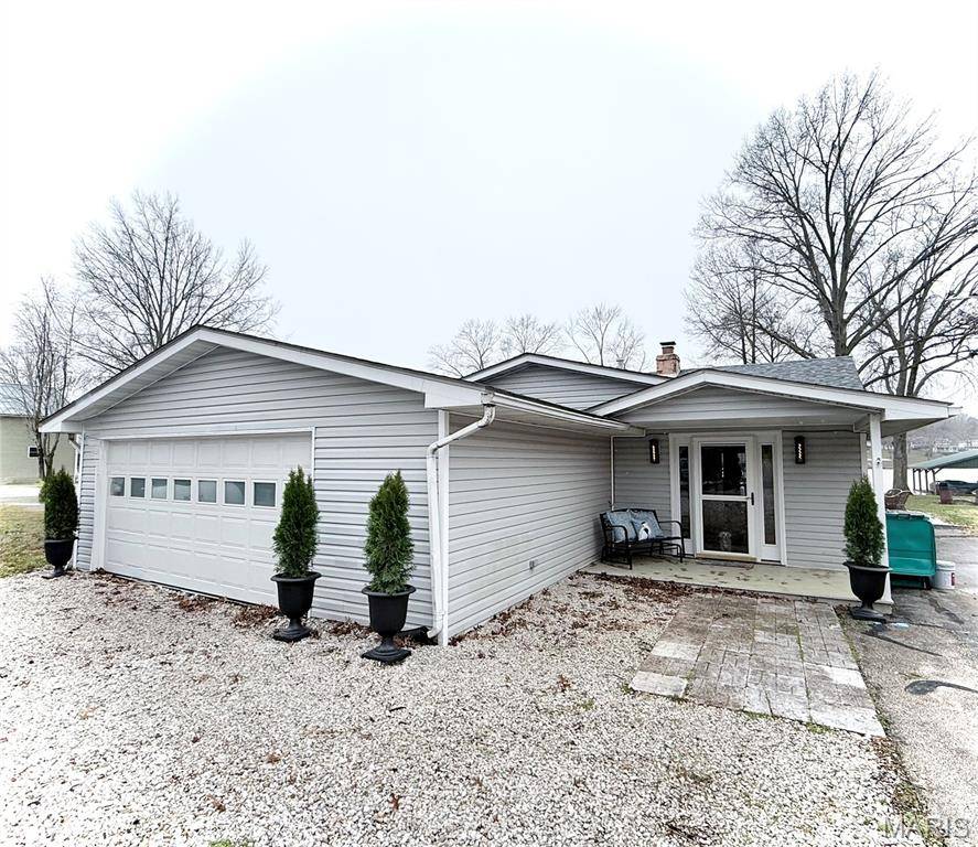 2255 Lakeshore DR, Cuba, MO 65453