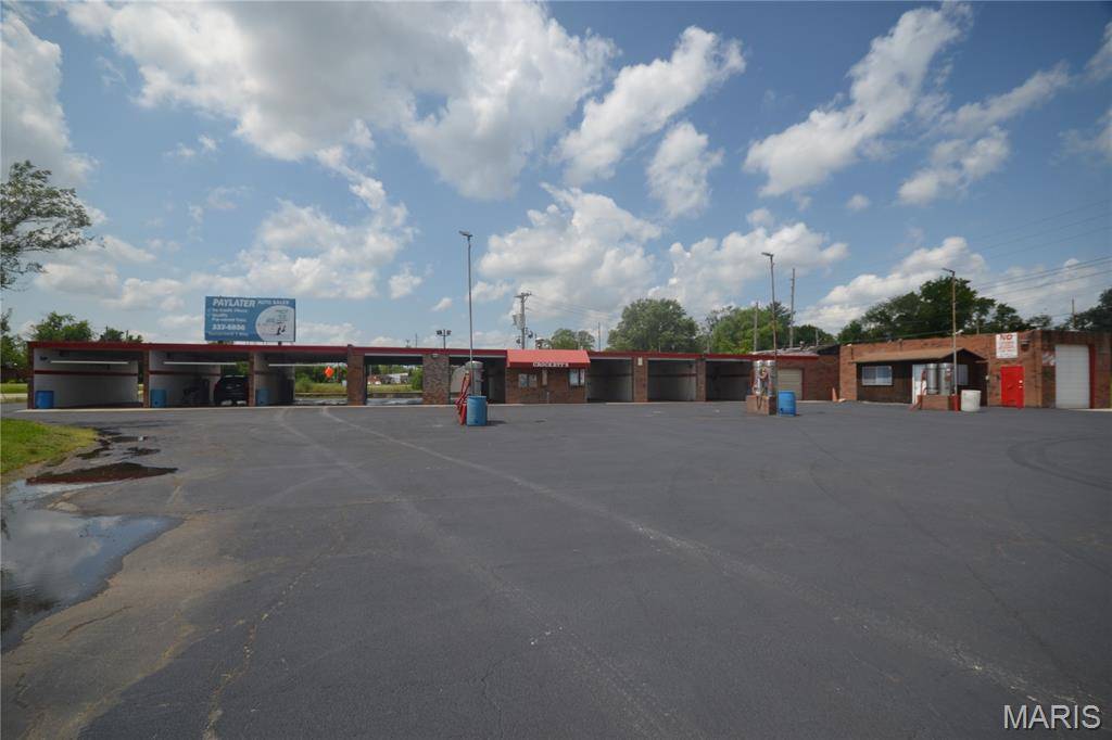 2205 Camp Jackson RD, Cahokia, IL 62206