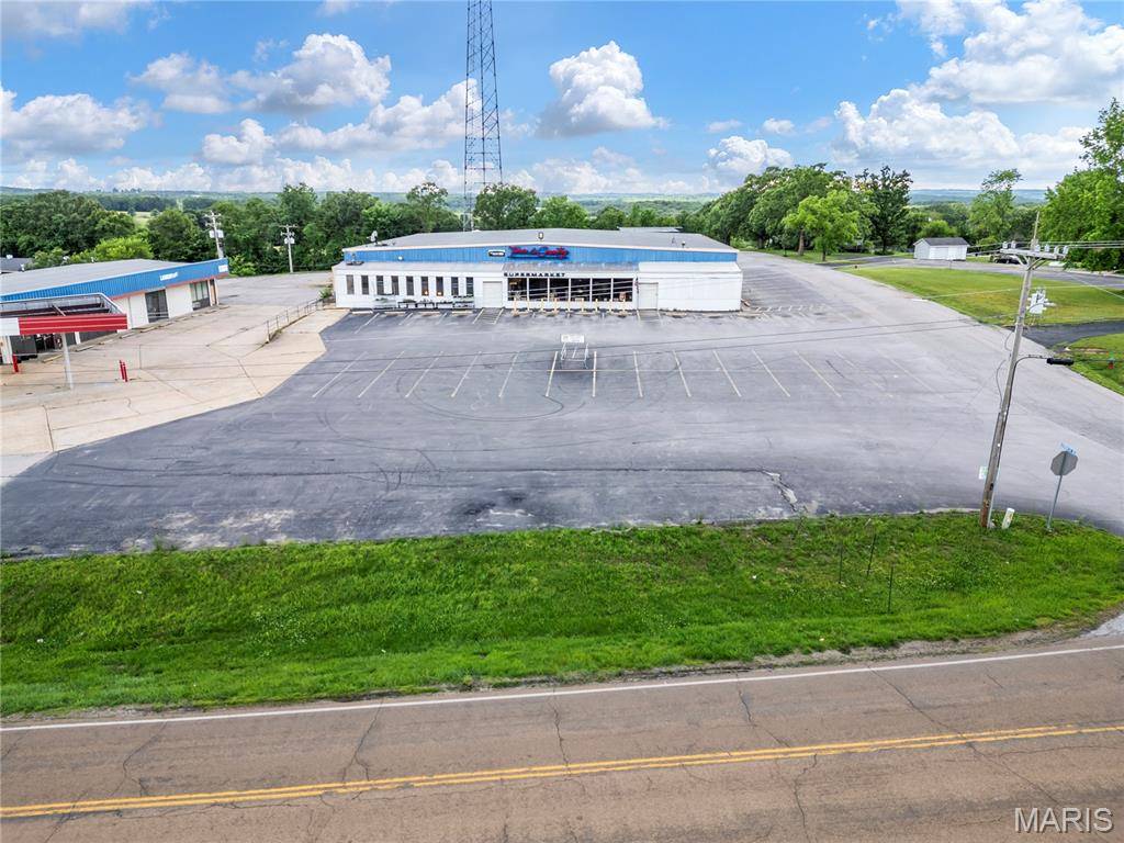 500 S Commercial ST, Crocker, MO 65452