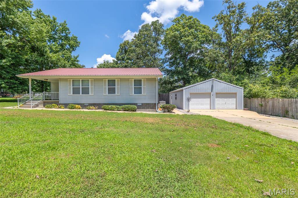 39 Rock Ridge RD, Wappapello, MO 63966