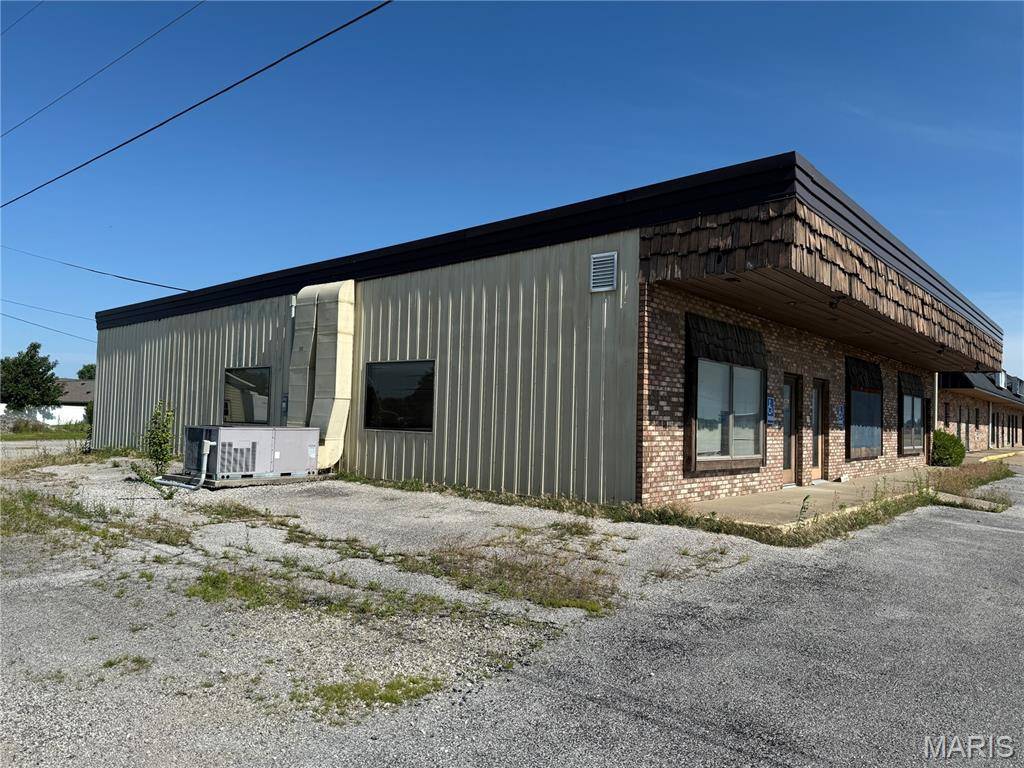1601 N Market ST, Sparta, IL 62286