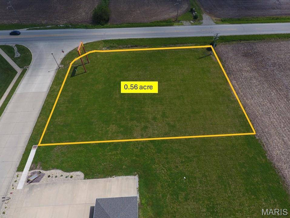 91 Weatherholt DR, New Baden, IL 62265