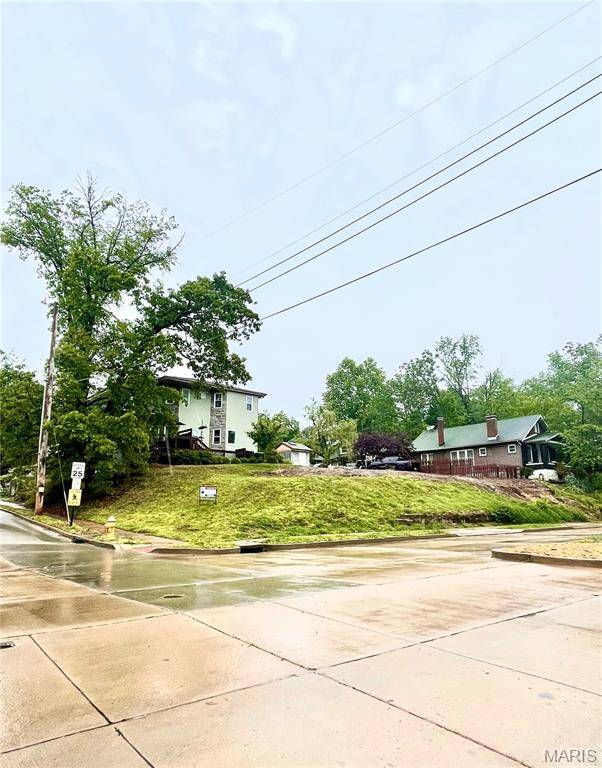 2117 Yale AVE, St Louis, MO 63143