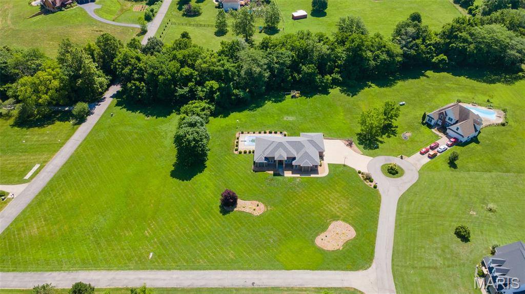 157 End Zone RD, Jackson, MO 63755