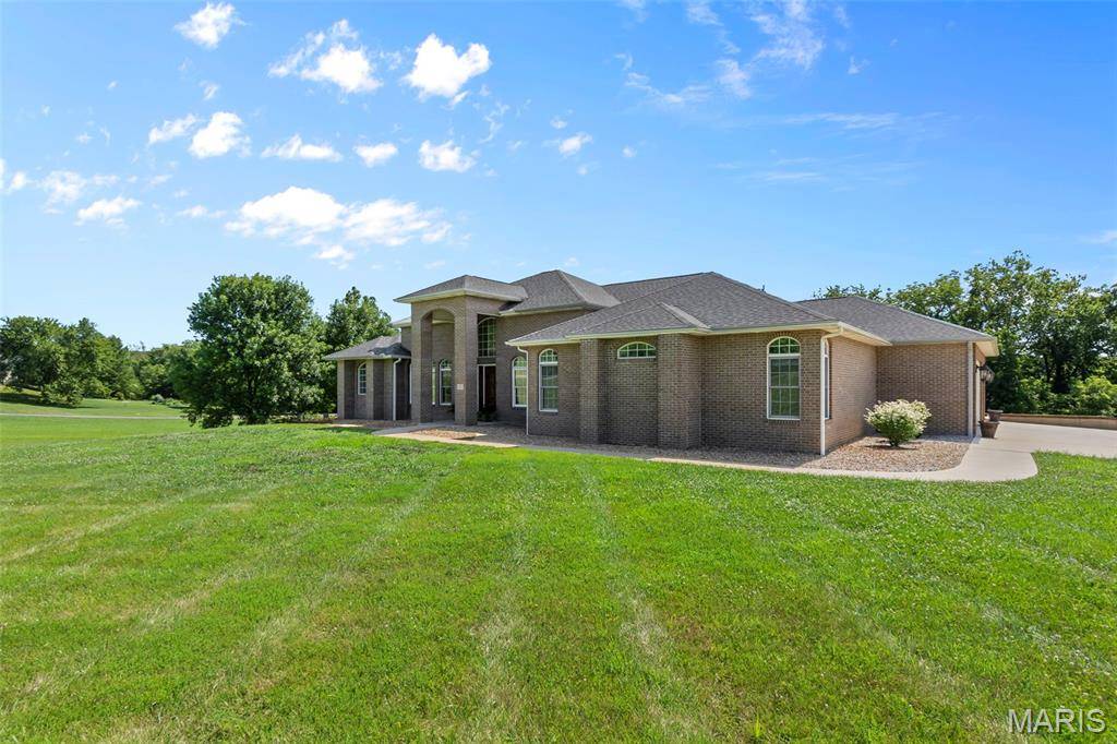 157 End Zone RD, Jackson, MO 63755