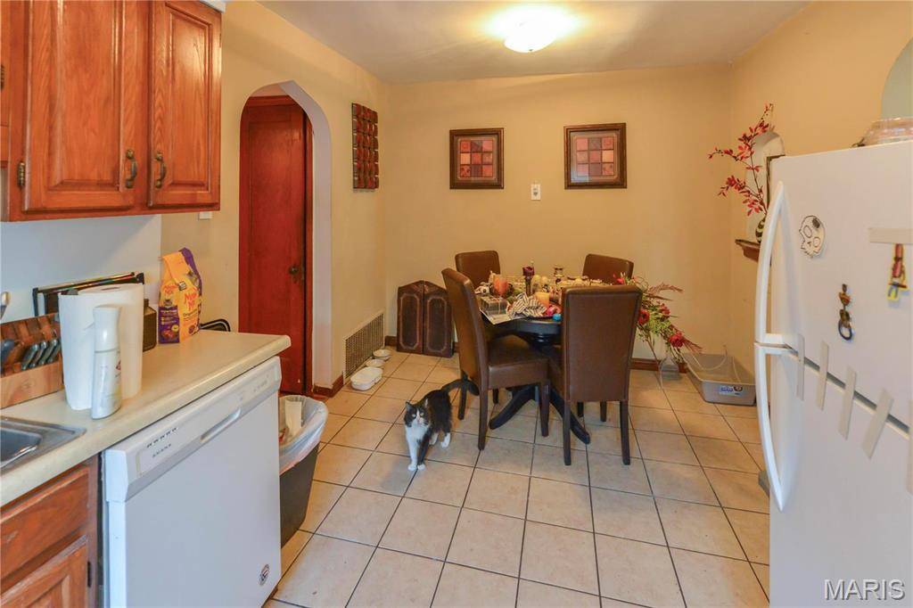 5050 Potomac ST, St Louis, MO 63139