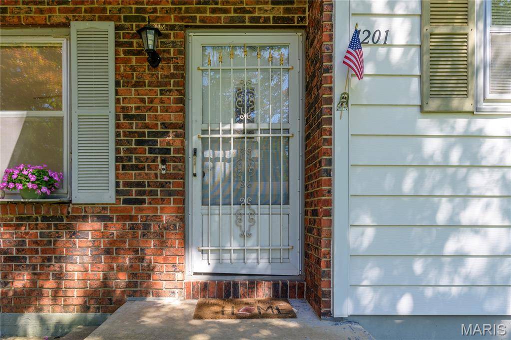 1201 Hull Valley DR, Waynesville, MO 65583